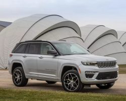 2022 jeep grand cherokee 3